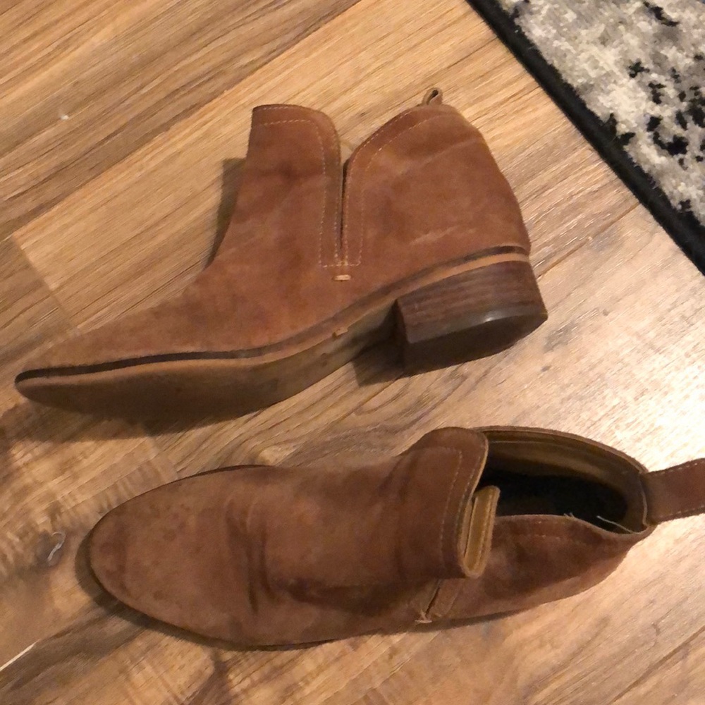 Dolce Vita booties